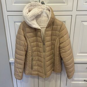 Wonderful puffer coat! Tan with fuzzy inside-NWOT!
